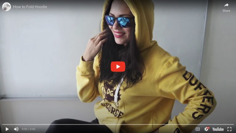 Read more about the article How to fold a Hoodie